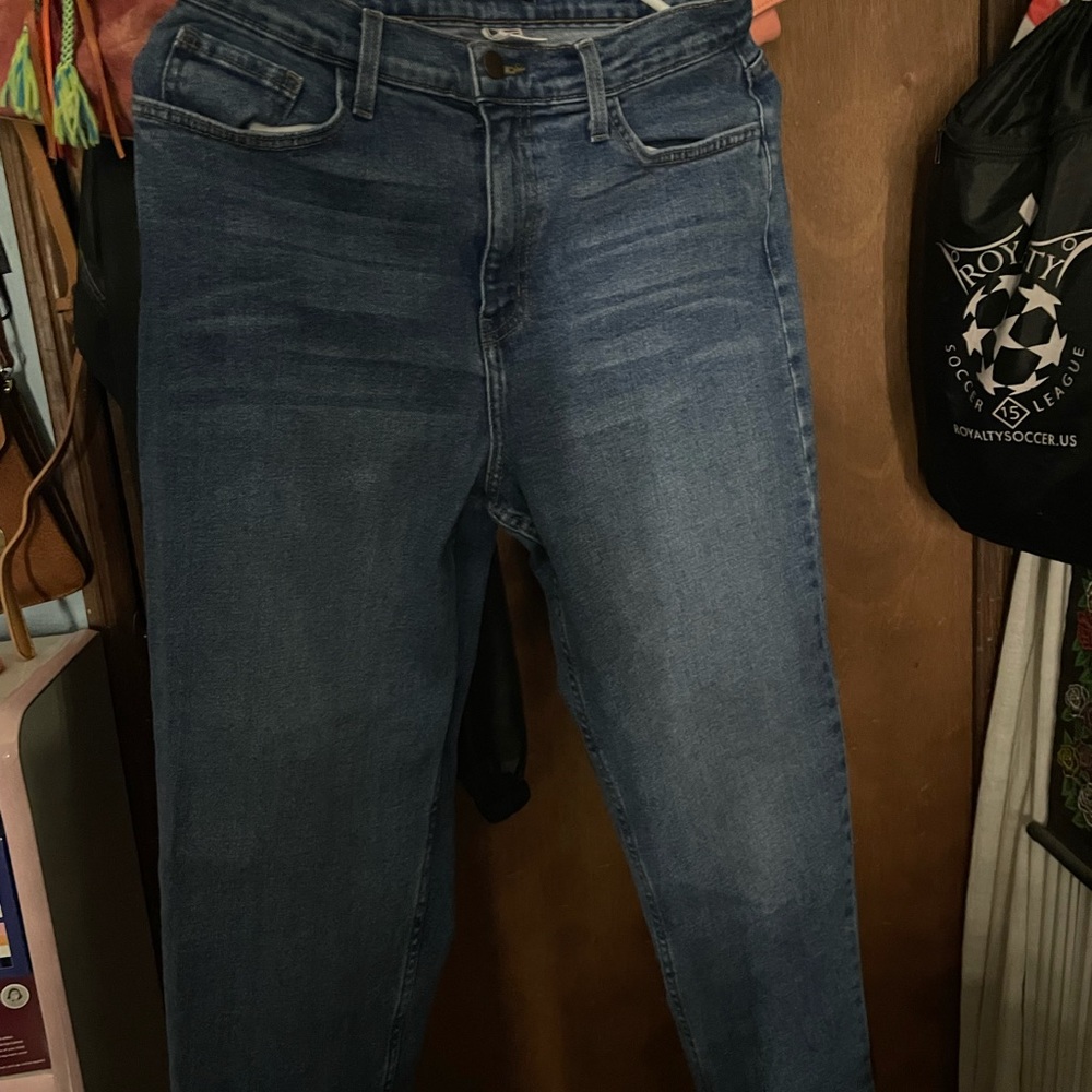 Fashion Nova mom jeans